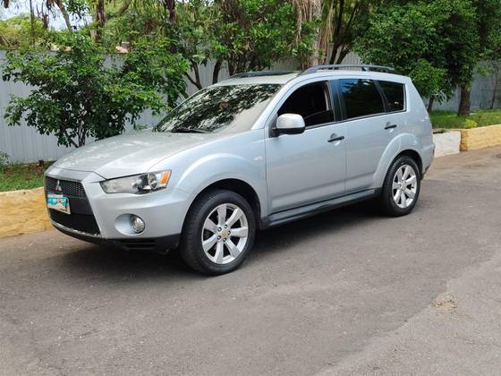 MITSUBISHI OUTLANDER 2.0 16V GASOLINA 4P AUTOMÁTICO